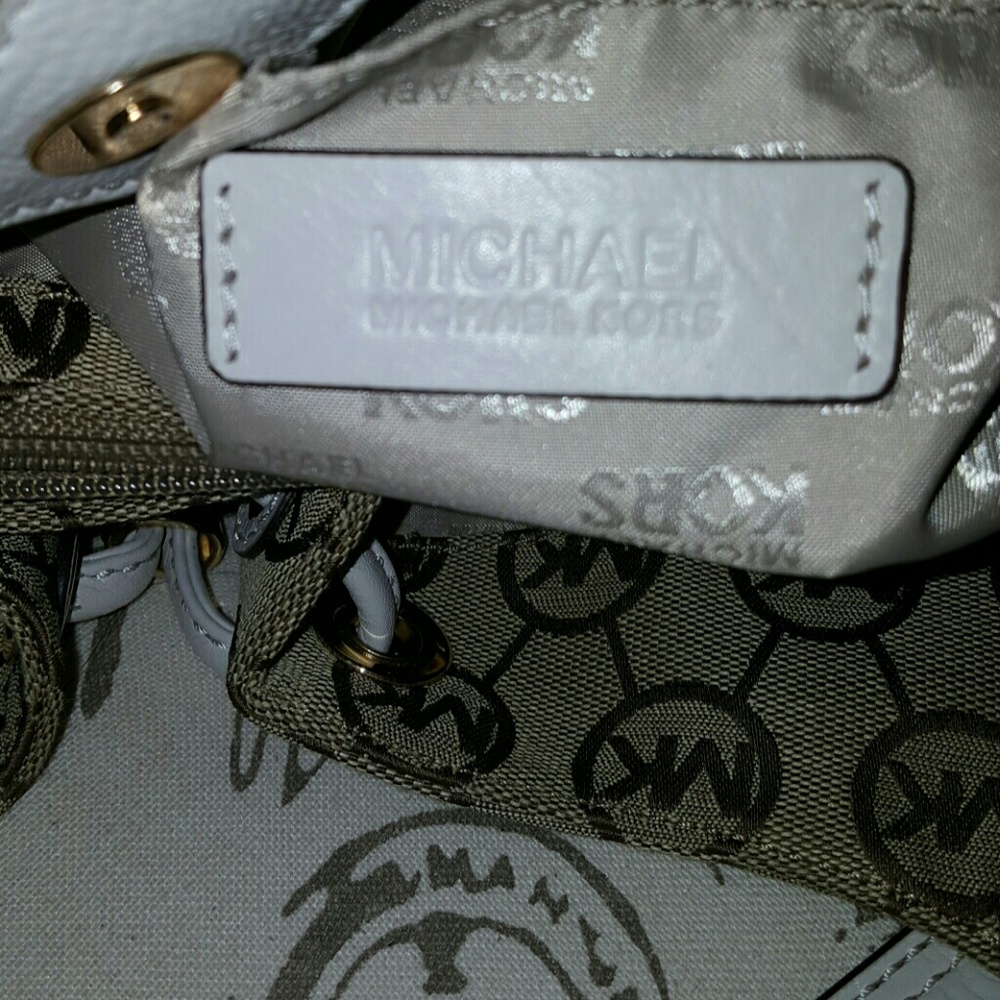 Michael Kors Brown and White Hobo Bag - Picture 6 of 7